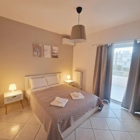 Comfortable Apartment Close To Rafina Port Esterno foto