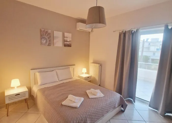 Comfortable Apartment Close To Rafina Port